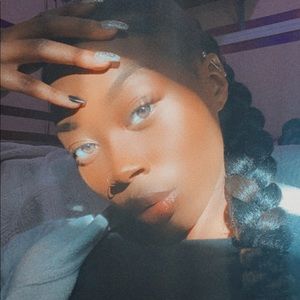 Meet your Posher, Samira